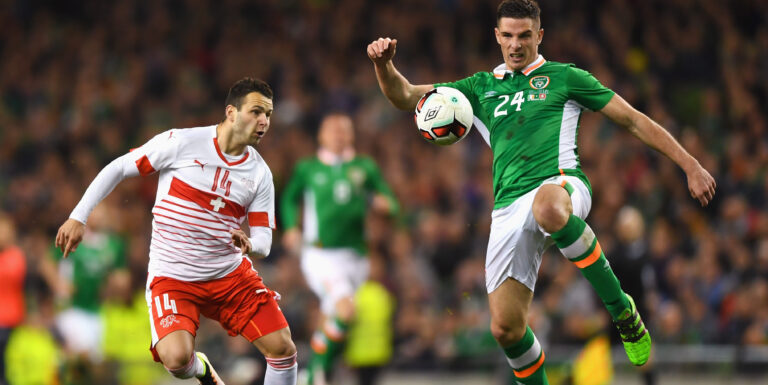 Sunderland join race for Irish defender