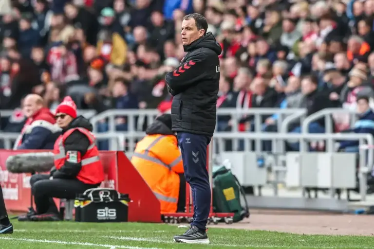 Regis Le Bris pre-match press conference: injury news, Aston Villa vs Sunderland preview and European hopes